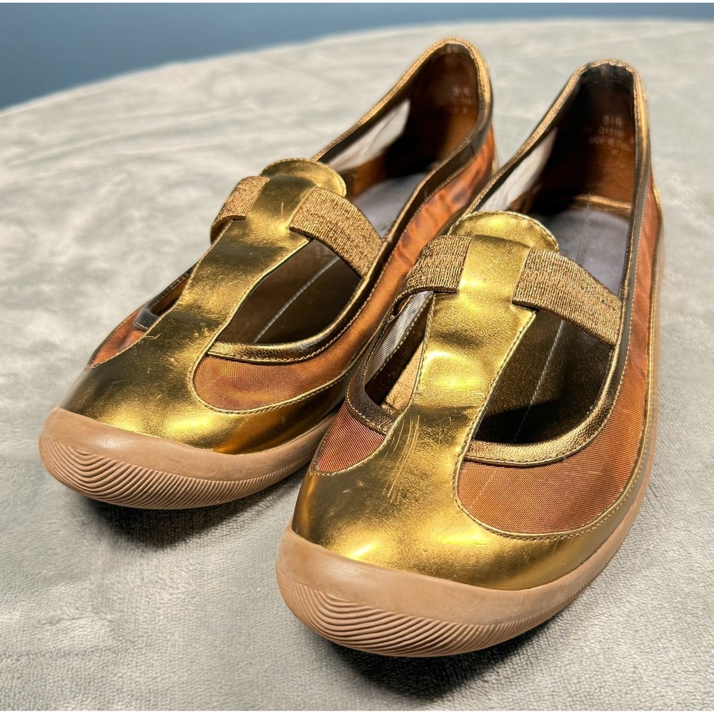 Nikelab G Series Flats Womens 8.5 Gold Metallic T Strap Sneaker Shoes